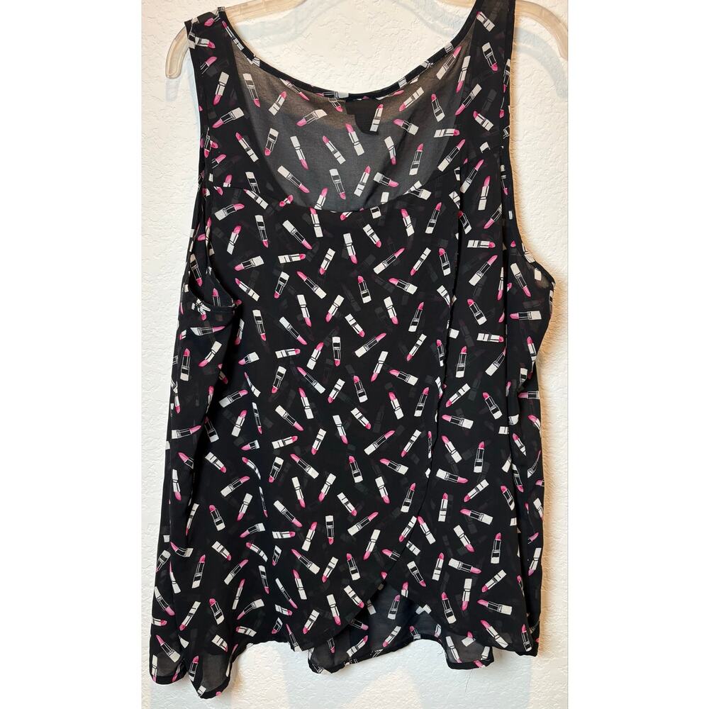 TORRID Lipstick Print Chiffon Blouse Semi Sheer with Crossover Back Size 2X